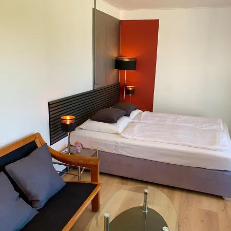 In Kvaers - Kitchen And Ev Charging דירה